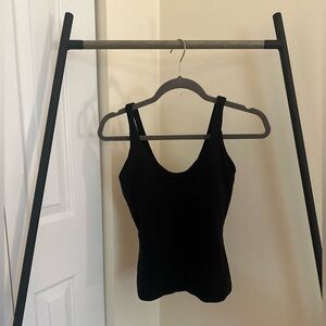 Lululemon Size 6 Align Full Length Black Tank